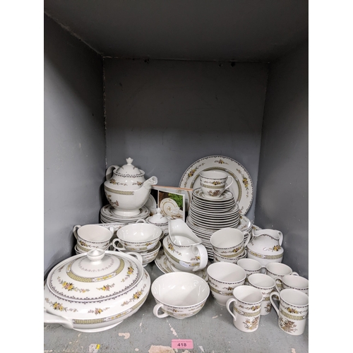 418 - A Royal Doulton Hamilton pattern part tea and dinner service comprising approx. 63 pieces Location: ... 