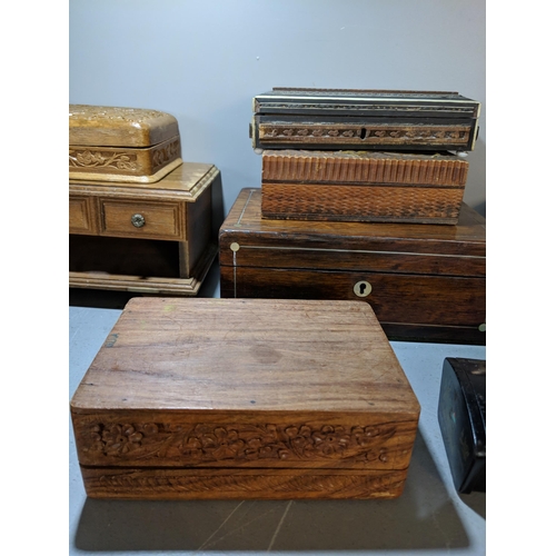 498 - Fourteen wooden boxes to include a black lacquered Oriental style box and a mahogany box with mother... 