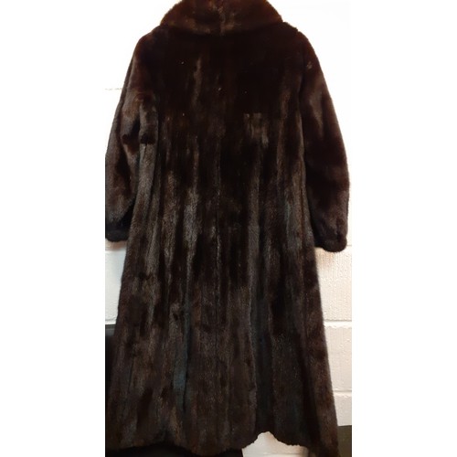 161 - A vintage black mink coat 36/38