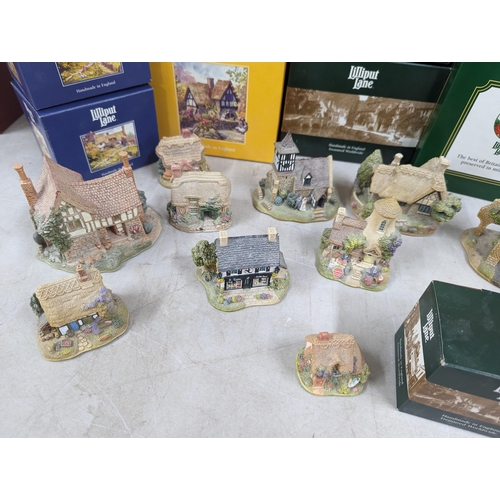 351 - A collection of 19 boxed Lilliput Lane model cottages A/F, to include 'Out to Sea', 'To Have and to ... 