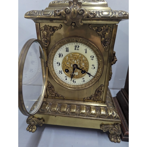 369 - A mixed lot to include a late 19th/early 20th century brass cased French mantel clock by Japy Freres... 