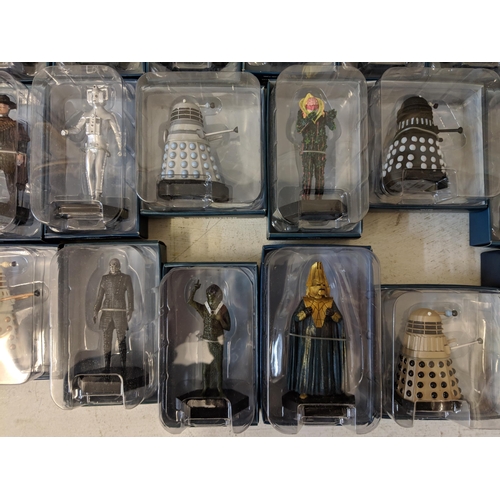 373 - Twenty eight Dr Who BBC figures to include The Foretold, Vashta Nerada, Supreme Dalek and others
Loc... 