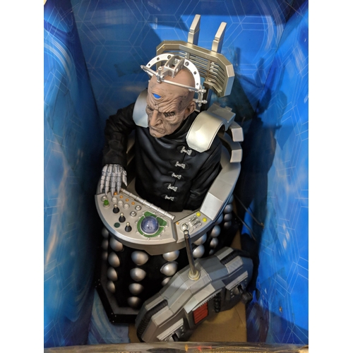 374 - Dr Who figurine collection magazines, BBC figures to include Drathro, Emperor of The Daleks, The Zar... 