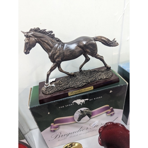 370 - A mixed lot to include three boxed Atlas Editions 'The Sport of Kings' horse racing models, along wi... 