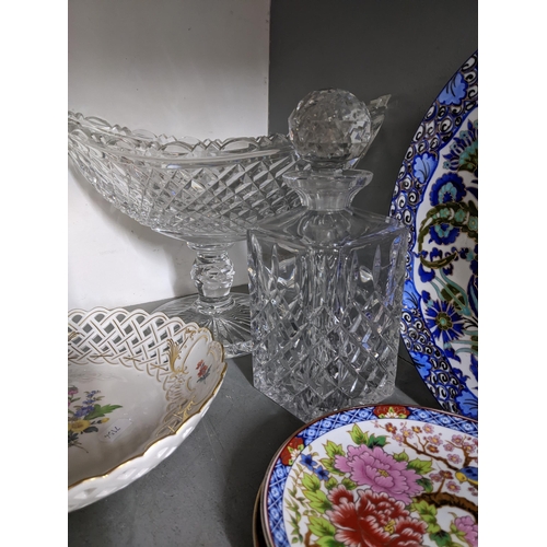 409 - A selection of china and glassware to include a Waterford pedestal boat shaped fruit bowl on a star ... 