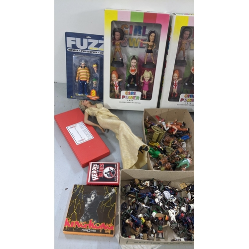 421 - Mixed boxed and loose toys to include a boxed Alps Man in Space figure, Battery operated Moon Rocket... 