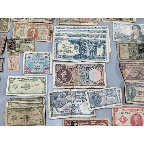 525 - Mixed world coins and banknotes to include Republic of China ten Cash, 1917 10 Milliemes, 1877 Quart... 