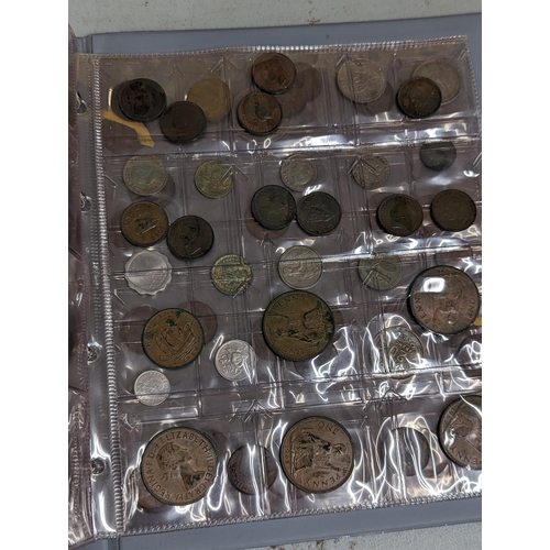 362 - Mixed coins - a group of world coins to include Malta, South Africa 1959 threepence, France, Turkey,... 