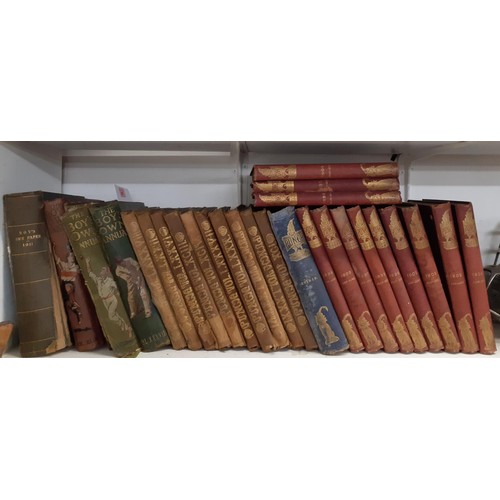 603 - A collection of late 19th /early 20th century Punch magazines to include 1877, 1880, 1915, 1919 and ... 