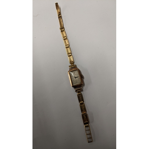 114 - An early / mid 20th century Rotary 9ct gold manual wind wristwatch on a 9ct gold bracelet, 12.6
Loca... 