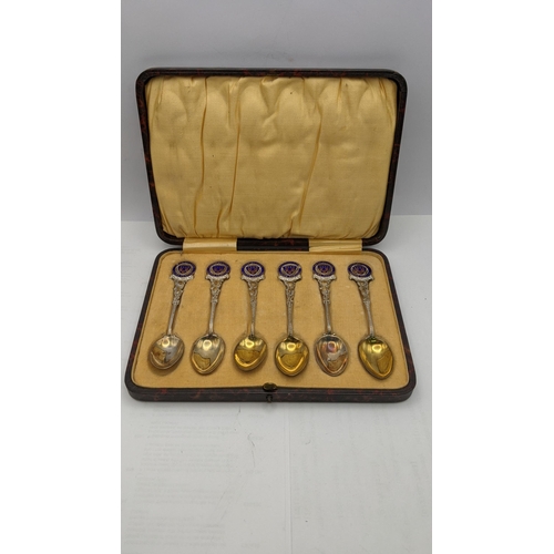 117 - A case set of silver souvenir spoons, total weight 89.4g
Location: