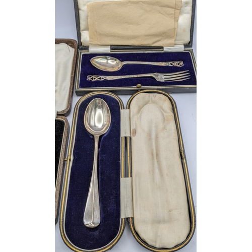 224 - Six silver coffee spoons boxed along with a silver tea spoon boxed and one other total weight 103.3g... 