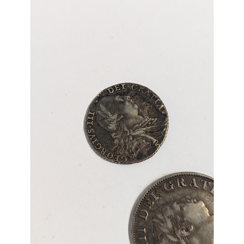 401 - United Kingdom - mixed Georgian silver coinage to include 1819 half crown, pair of 1787 shillings, 1... 