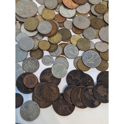 406 - Mixed coins - a large collection of British and World coins to include George I (1714-1727), shillin... 