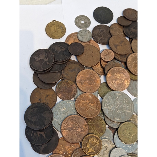 406 - Mixed coins - a large collection of British and World coins to include George I (1714-1727), shillin... 