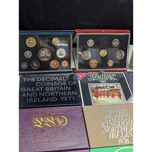 486 - Coinage of Great Britain and Northern Ireland, proof sets from 1970s/80s/90s and 2000, along with si... 