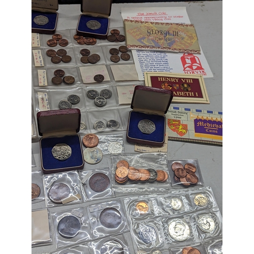 487 - A large collection of British and world coins to include Victorian and later pennies, a quantity of ... 