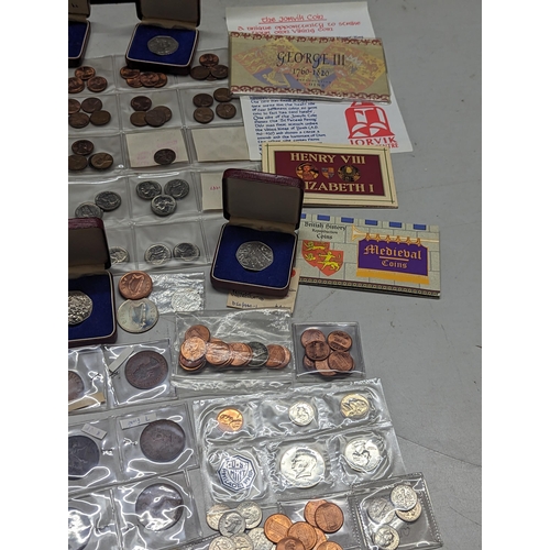 487 - A large collection of British and world coins to include Victorian and later pennies, a quantity of ... 