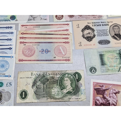 488 - Banknotes - a large collection of Cuban Foreign Exchange banknotes 1-100 Peso. British examples to i... 