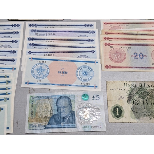 488 - Banknotes - a large collection of Cuban Foreign Exchange banknotes 1-100 Peso. British examples to i... 