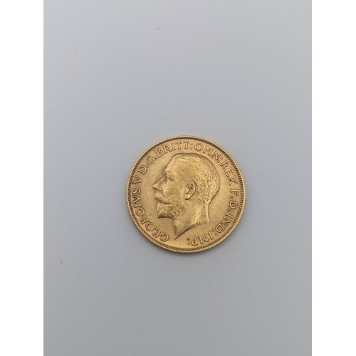 485 - United Kingdom - George V (1910-1936) Sovereign, dated 1911, London Mint, in fitted red case Locatio... 