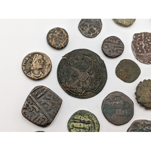 477 - A mixed collection of bronze and copper coins to include Rome / Byzantine examples, later Indian Sul... 