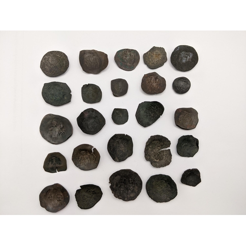 478 - Byzantine Empire - Trachy / Trachea coins, A collection of 25 in various sizes and conditions
Locati... 