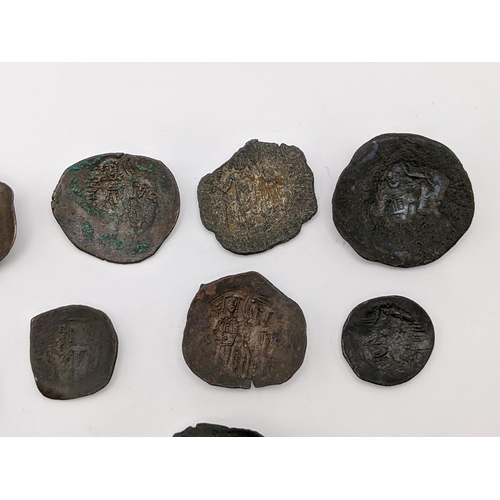 478 - Byzantine Empire - Trachy / Trachea coins, A collection of 25 in various sizes and conditions
Locati... 