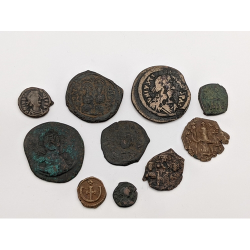 479 - Byzantine Empire - Mixed copper and bronze coinage to include NIKO 40 Nummi, Follis, Half Follis and... 