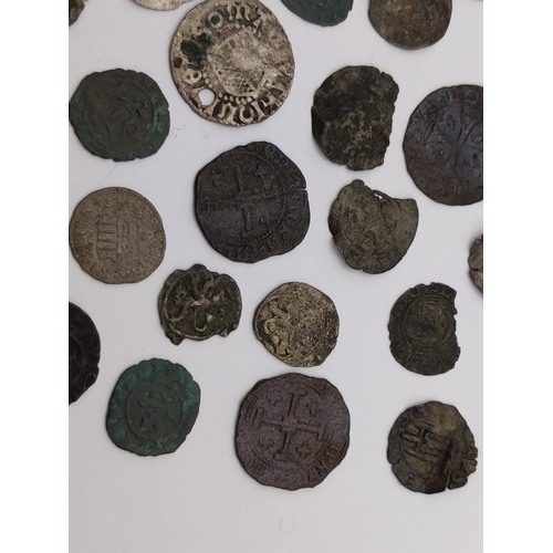 482 - Continental Hammered coins to include Crusader examples, rampant lions and long cross types
Location... 