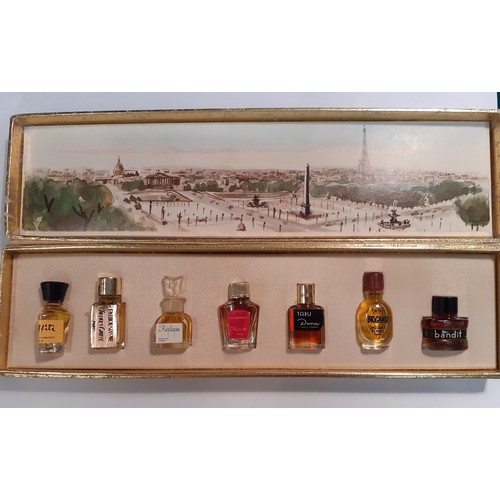 67 - A Fortnum and Masons hamper containing mixed jewellery to include silver and turquoise earrings and ... 