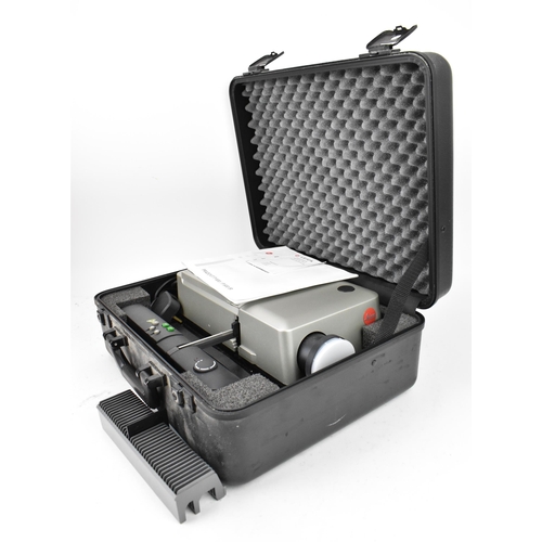 A Leica Pradovit P600 IR Slide Projector, the lens 1:2.5/90, in