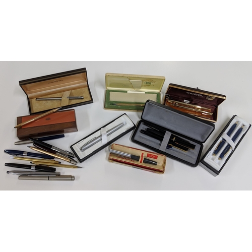 156 - Sheaffer Cross and platinum fountain pens and ballpoint pens to include Sheaffer Imperials, Targa, C... 