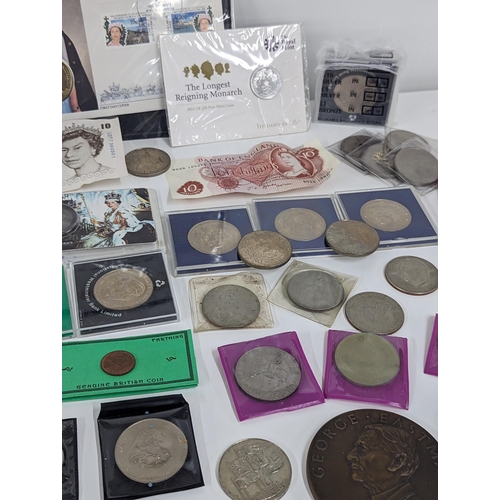 211 - British coins - A collection of Victorian and later coins to include pennies, post 1947 and Elizabet... 