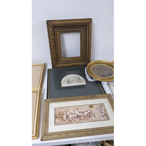 219 - Mixed pictures to include two early 20th century oval gilt framed etchings, etchings of dogs and oth... 