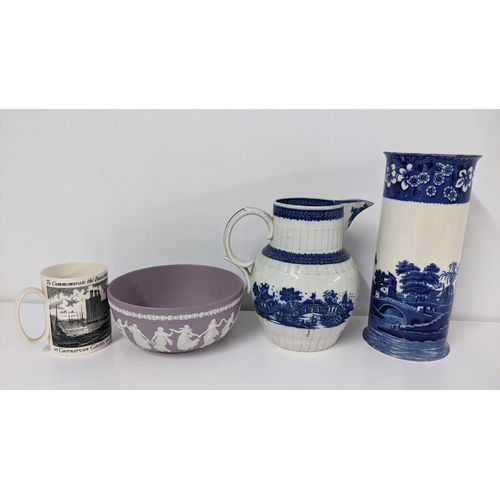 246 - A mixed lot to include a late 18th/early 19th century pearlware blue and white jug, Wedgwood pink Ja... 