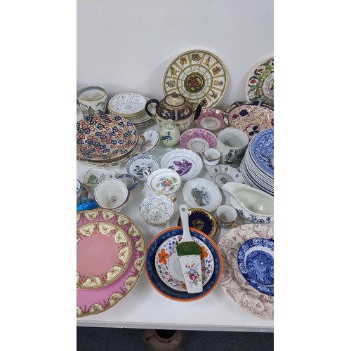 257 - A mixed lot to include wall tiles, Royal Worcester cake stand, Staffordshire lusterware and other it... 