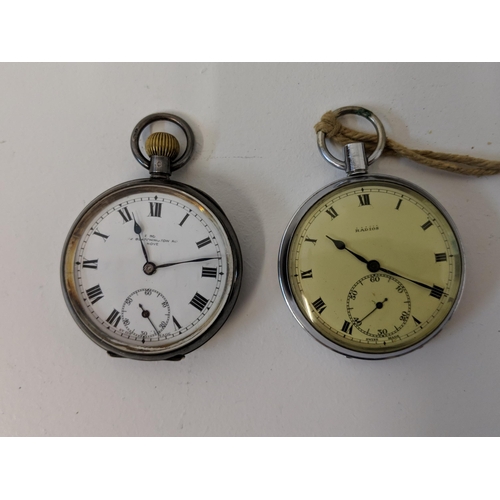 270 - Collectables to include a silver pocket watch and a box and fruit knife, a bread knife and a pocket ... 