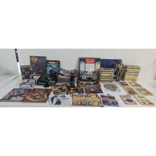 365 - Doctor Who - a mixed collection of memorabilia to include story books, Figure Collection magazines a... 