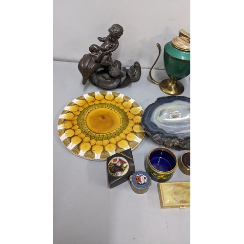 7 - A mixed lot to include a micro mosaic pill box, Calibri table lighter, cloisonne box and other items... 