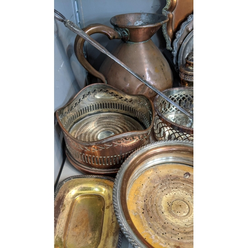 72 - Mixed metalware to include a copper jug, silver plate on copper, and Old Sheffield Plate, also inclu... 