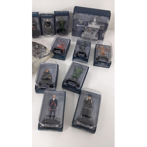 358 - Doctor Who - A collection of 30 boxed Eaglemoss figures to include Fifth Doctor, Tardis console, Twe... 