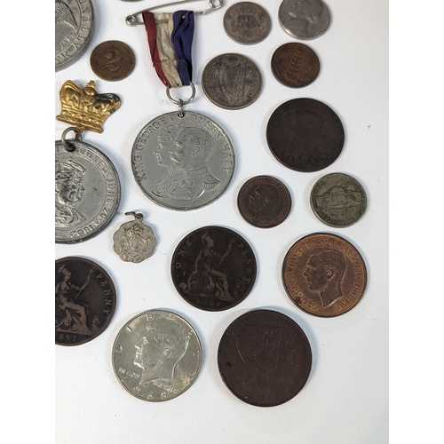 386 - Mixed coins - Victorian and later mostly British examples to include 1844 half farthings, 1853 farth... 