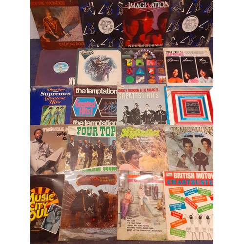 187 - A quantity of mainly 1970's Motown and Soul records to include The Four Tops, The Temptations, The S... 