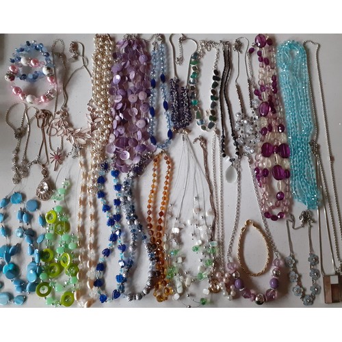 157 - Late to modern day costume jewellery to include silver items and bead necklaces together with 2 jewe... 