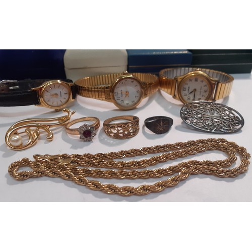 101 - Three ladies watches to include Lorus, a gold tone chain, a Toucan of Scotland Sterling silver brooc... 