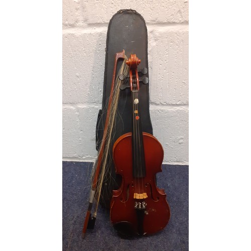 A Suzuki Stradivarius copy size violin No:102, made in Japan with