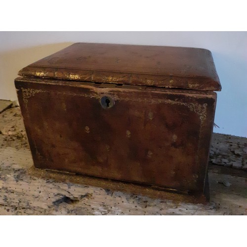 66 - An early 20th Century Edwards & Sons of Regent Street brown leather concertina jewellery box with gr... 