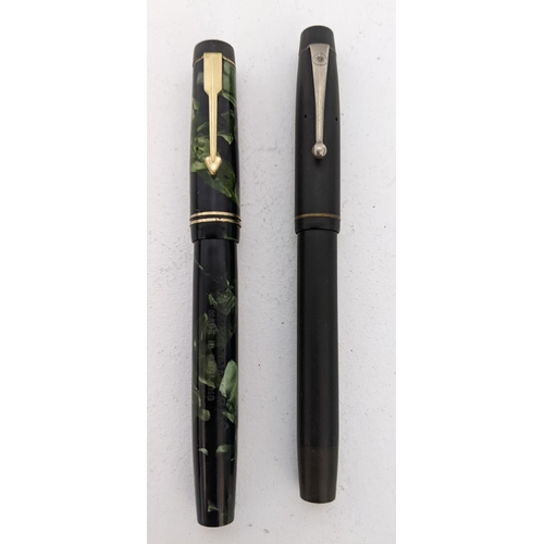 182 - Two 1940s/50s fountain pens, Stephens Leverfil No 270 Fountain pen, late 1940s in green and black ca... 