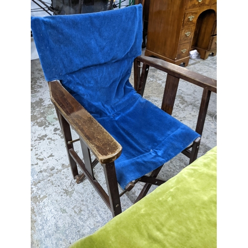 162 - An early to mid 20th century folding card table, the top with a blue baize, and four matching wooden... 